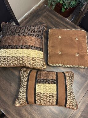 Croscill  Brown and Tan Accent Pillow Set